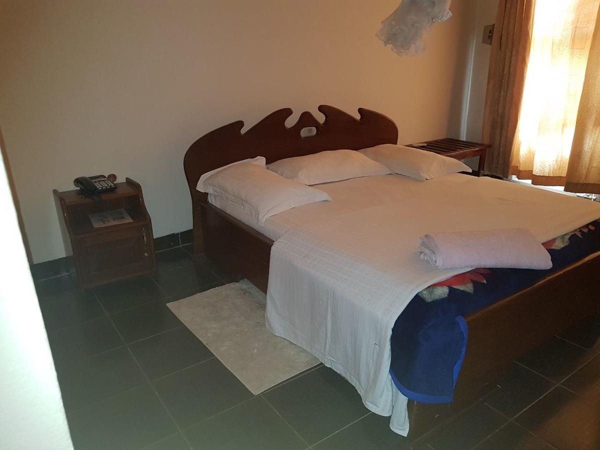 Centre D' Accueil Joli Reve Hotel Kisangani Eksteriør billede
